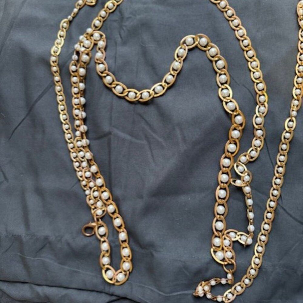 Multi Length Gold Toned and Faux Pearl Necklace 60" Length w Extensions